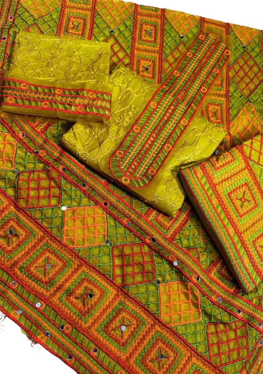 Phool Kari Lawn Embroidered 3 Pcs - Memon Clothes