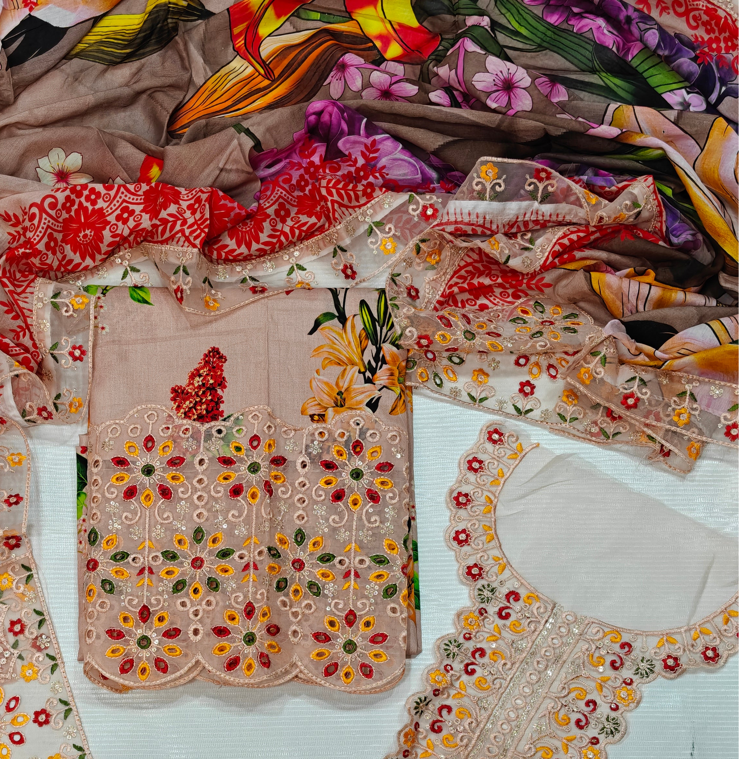 Aneela's Printed Embroidered Lawn 3PC Unstitched Memon Clothes