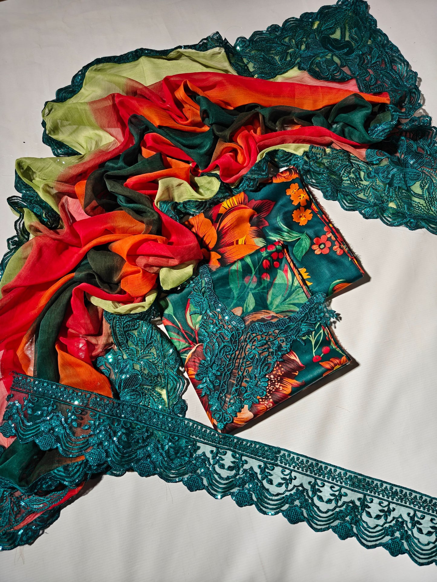 Iznik Printed Lawn 3PC Unstitched