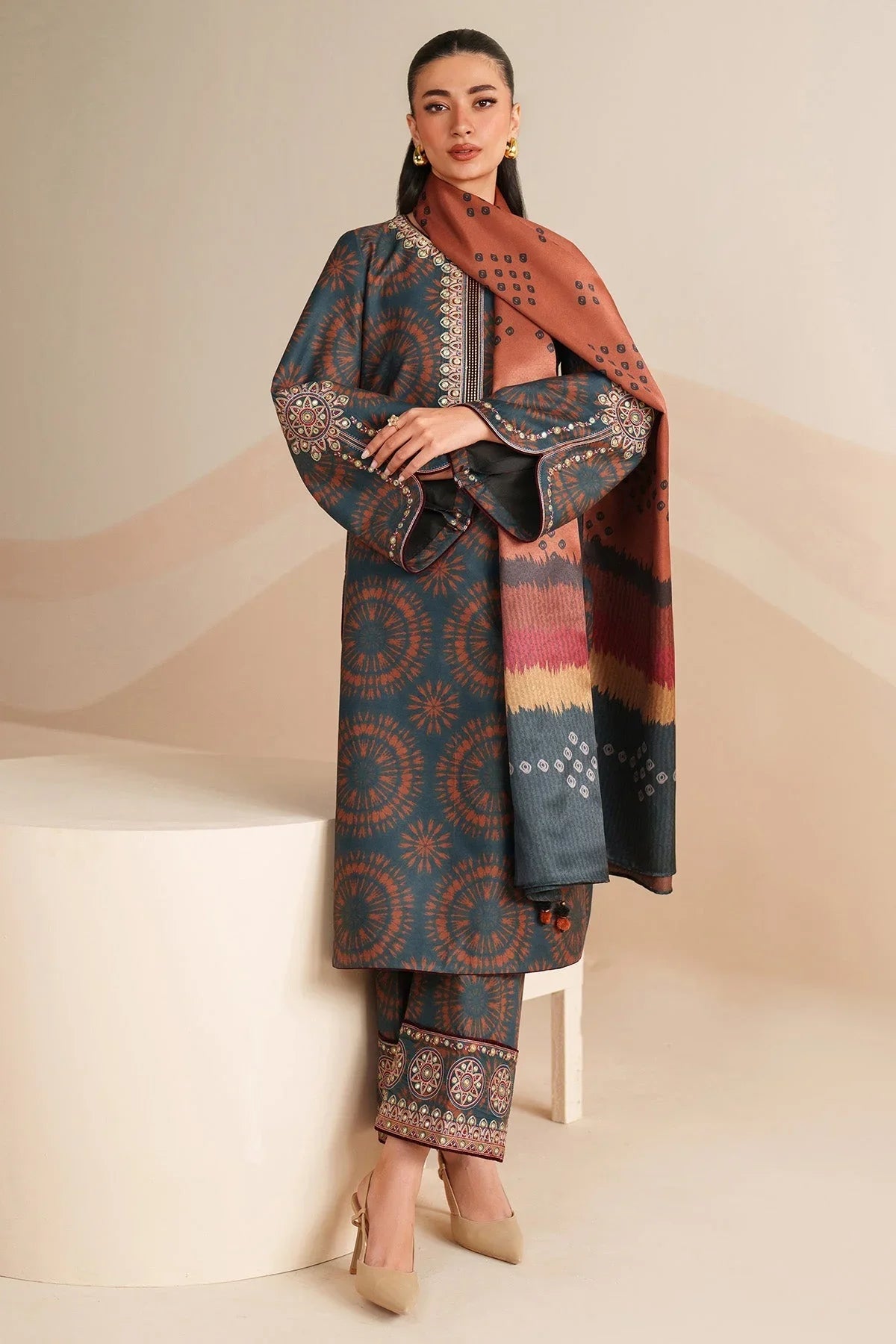Jazmin Printed Embroidered Lawn 3PC Unstitched Memon Clothes