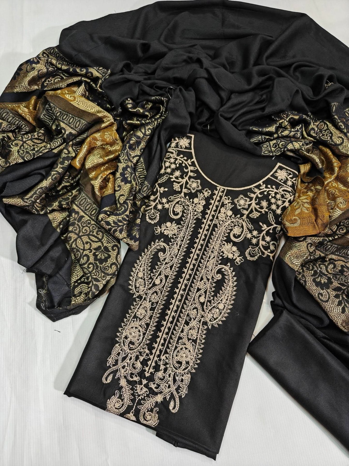 Zeenat Dhanak Fancy Unstitched 3PC - Memon Clothes