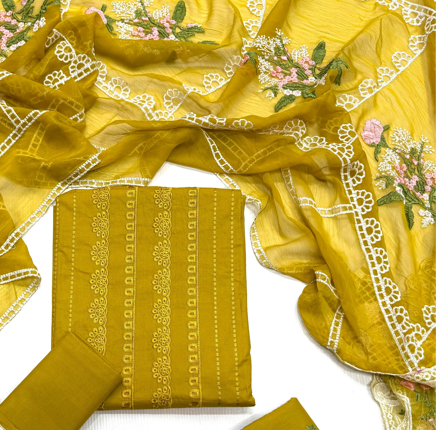Crimson Luxury Chikan Kari Embroidered 3PC Memon Clothes
