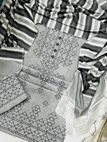 Winter Collection Khaddar Stuff 3 Piece Suit