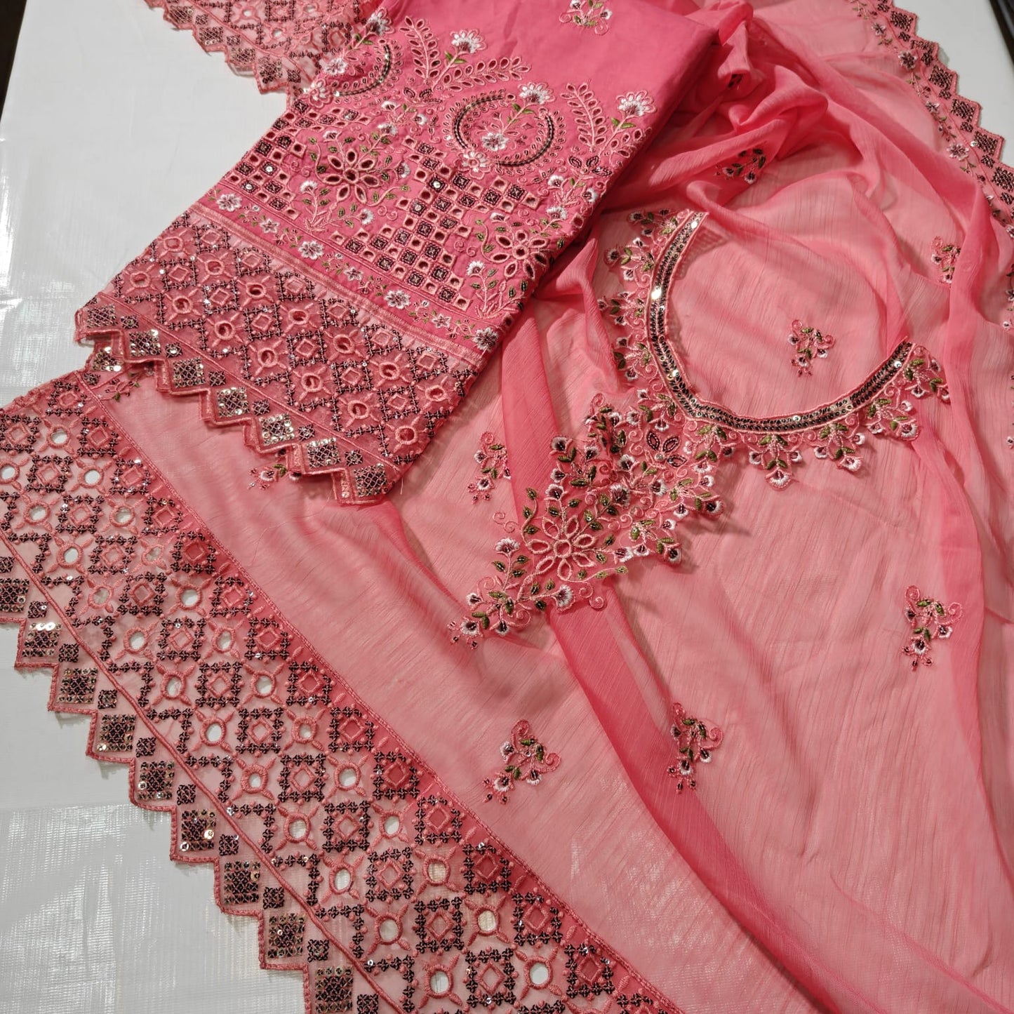 Luxury Embroidered Cotton Lawn 3PC Unstitched