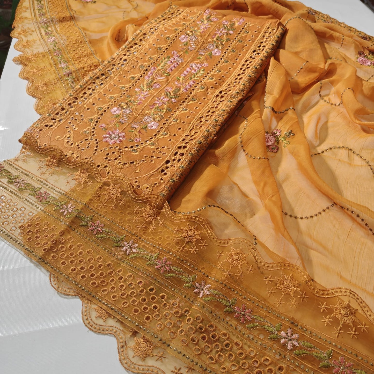 Luxury Embroidered Cotton Lawn 3PC Unstitched