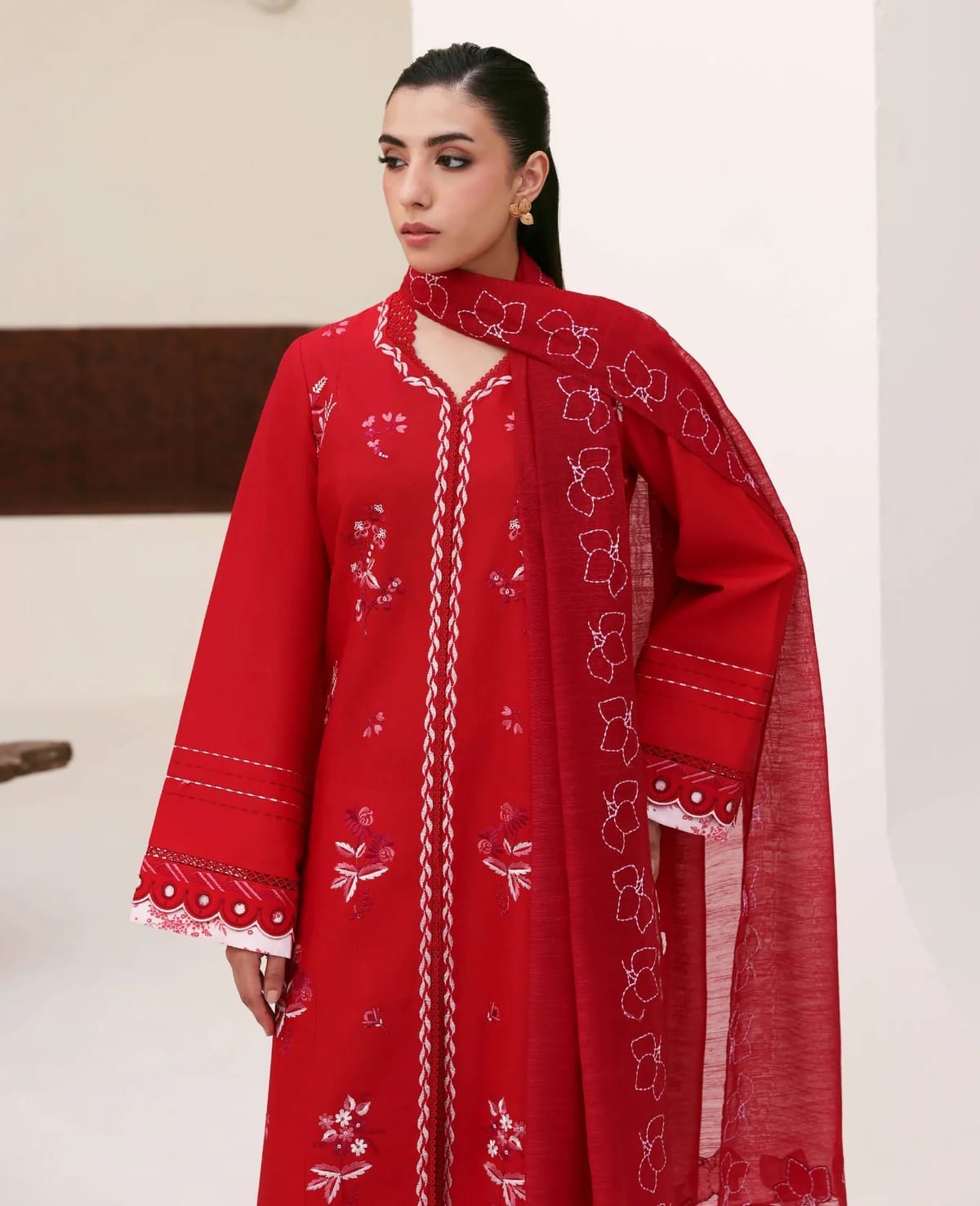 Zelbury Winter Collection Embroidered Dhanak 3PC