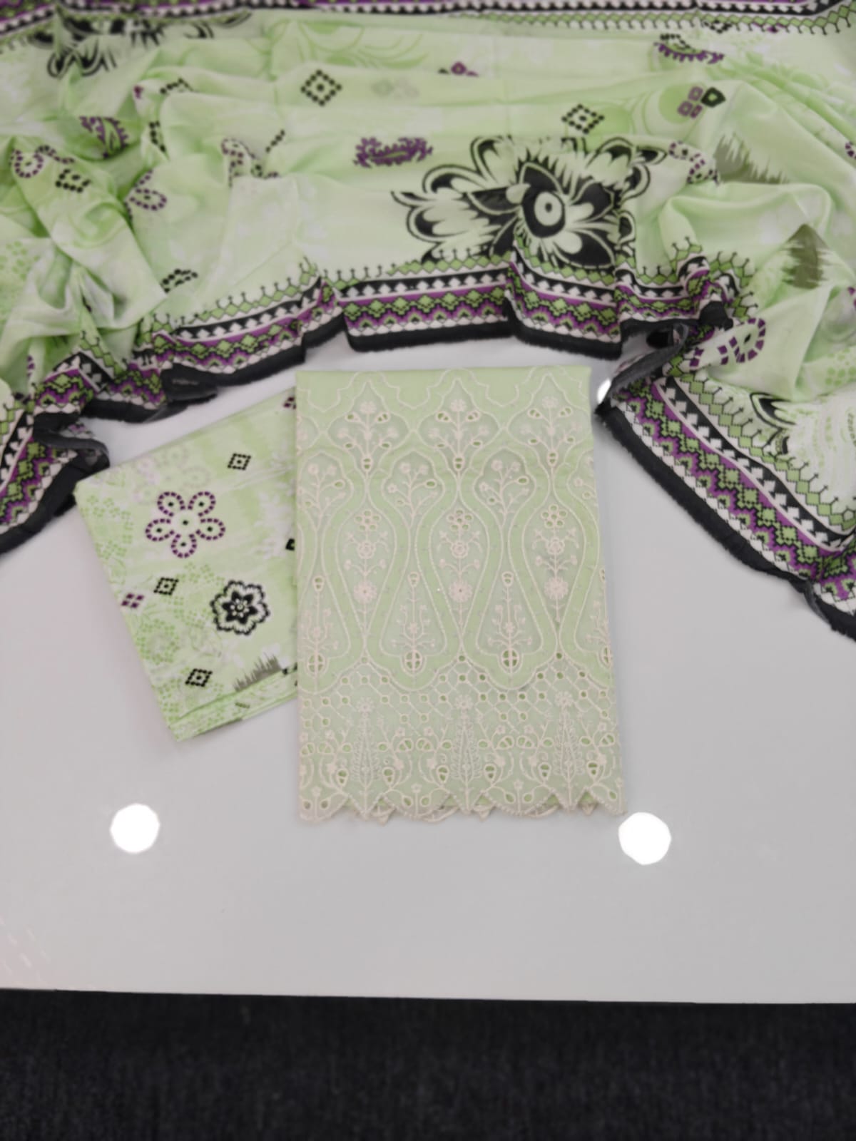 Printed Embroidered Lawn Unstitched 3PC
