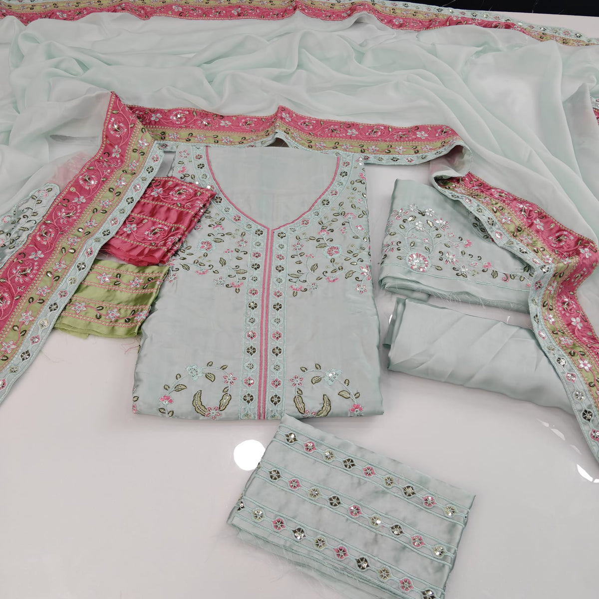 Aneela's Luxury Embroidered 3PC | Silk