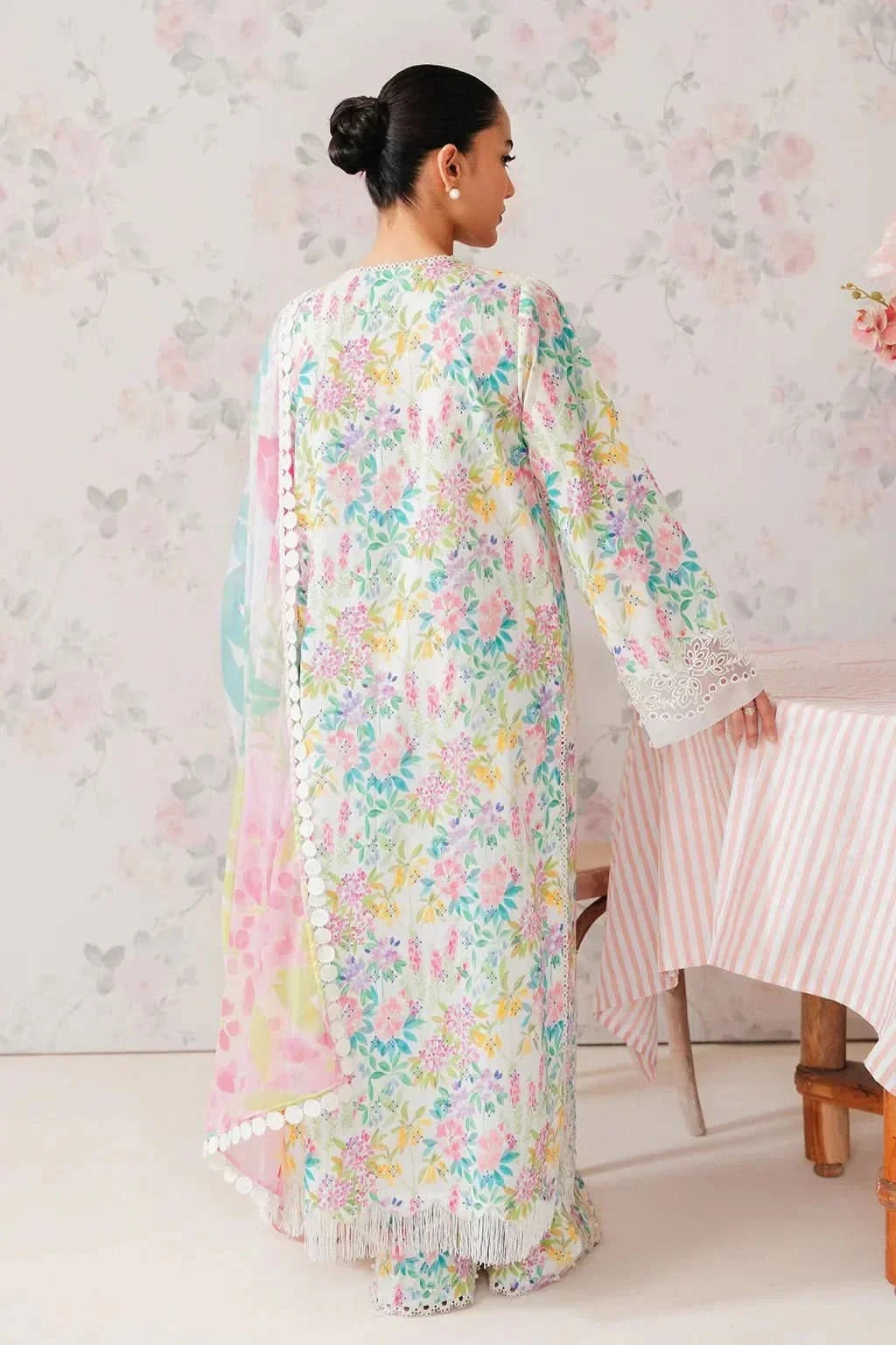 Afrozeh The Floral Charm Embroidered Lawn - Memon Clothes