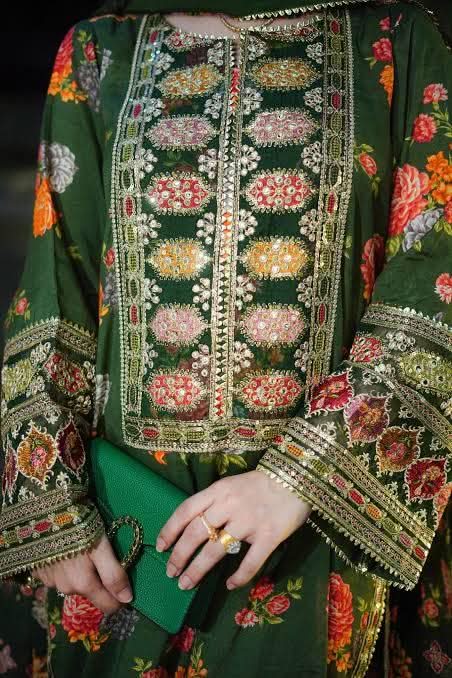 Aneela's Collection Digital Printed Lawn Suit - Memon Clothes