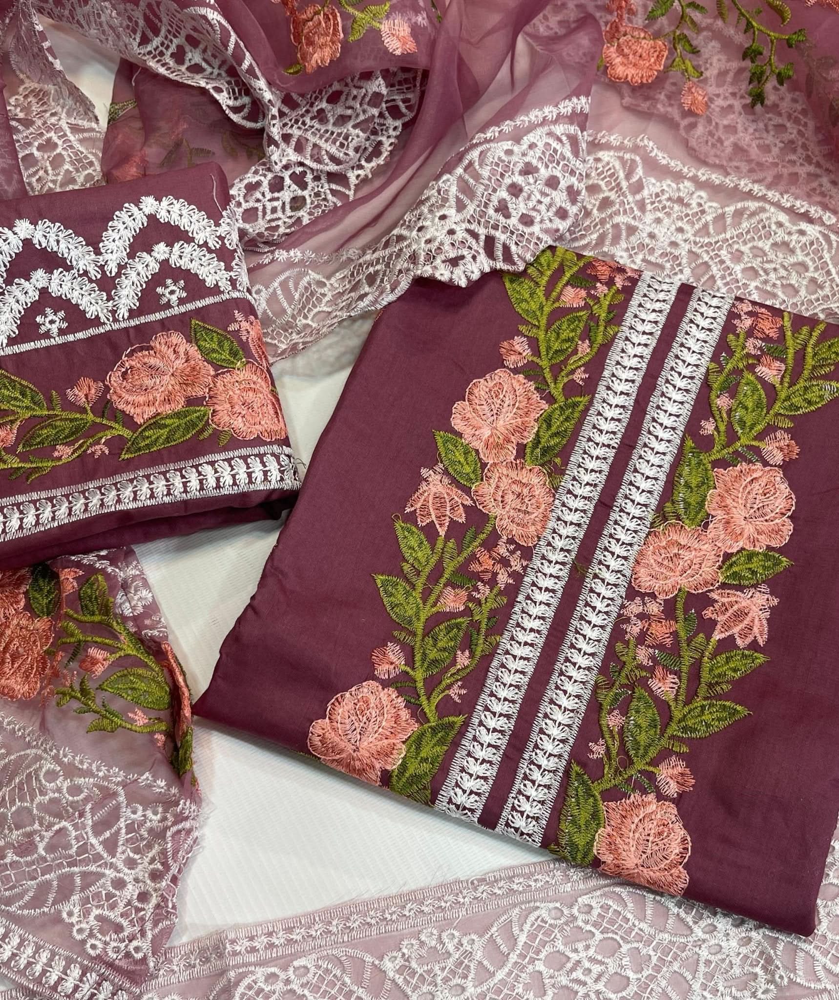 Branded Kahf Heavy Embroidered 3 Pc - Memon Clothes