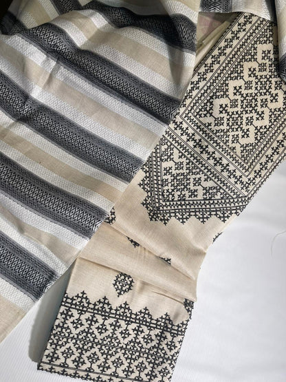 Khaddhar Luxury Unstitched 3 Pcs | Skin