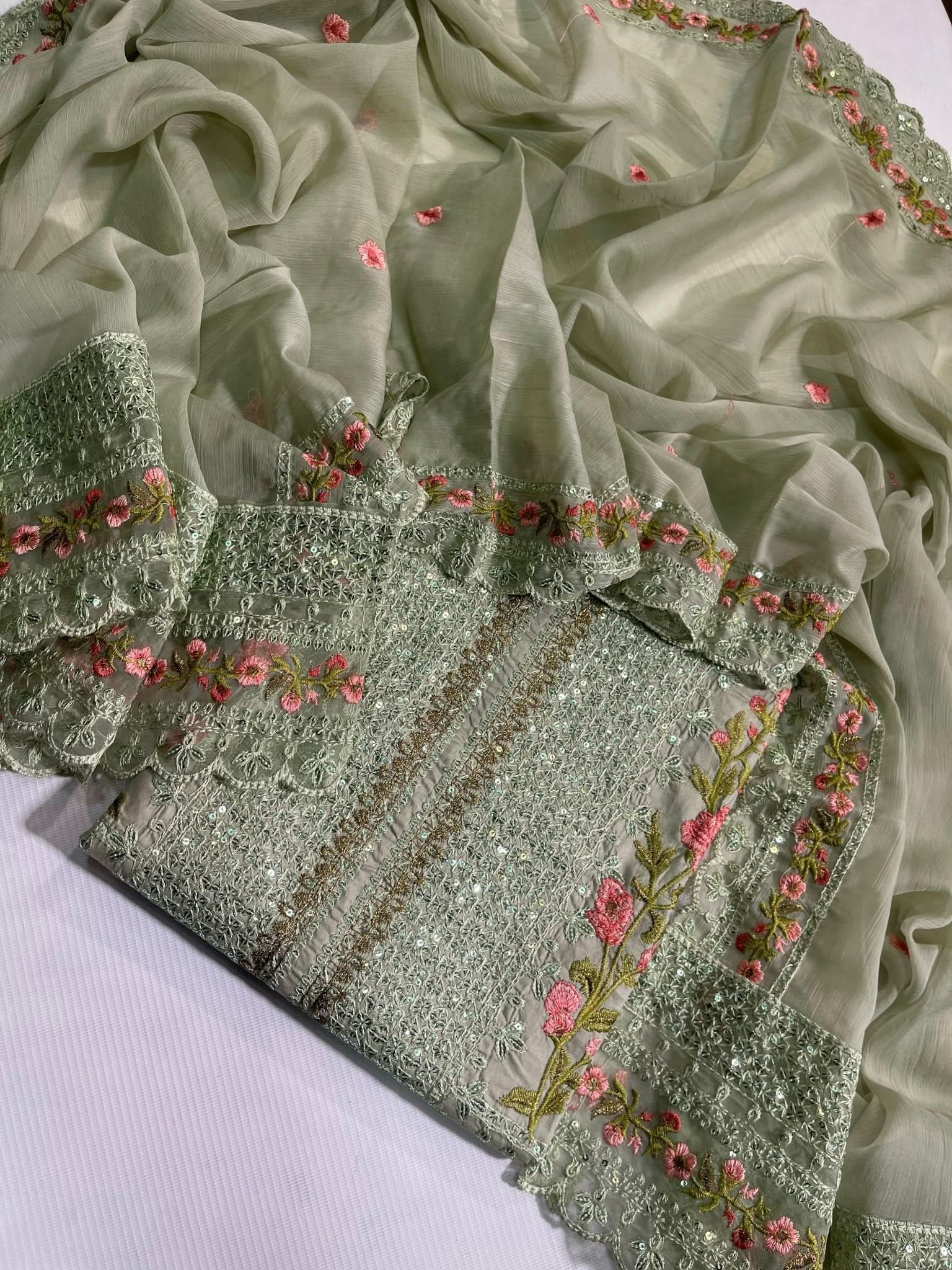 Ramsha Emroidered Lawn 3 Pcs - Memon Clothes