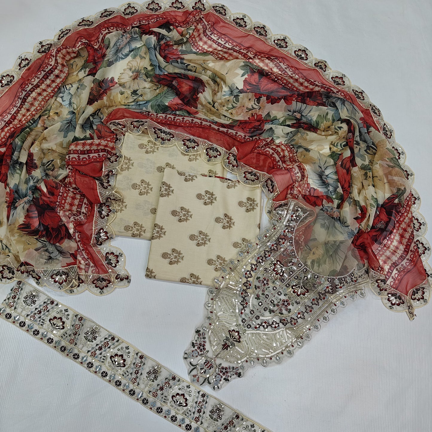Zainab Chottani Printed Embroidered Lawn 3PC Unstitched