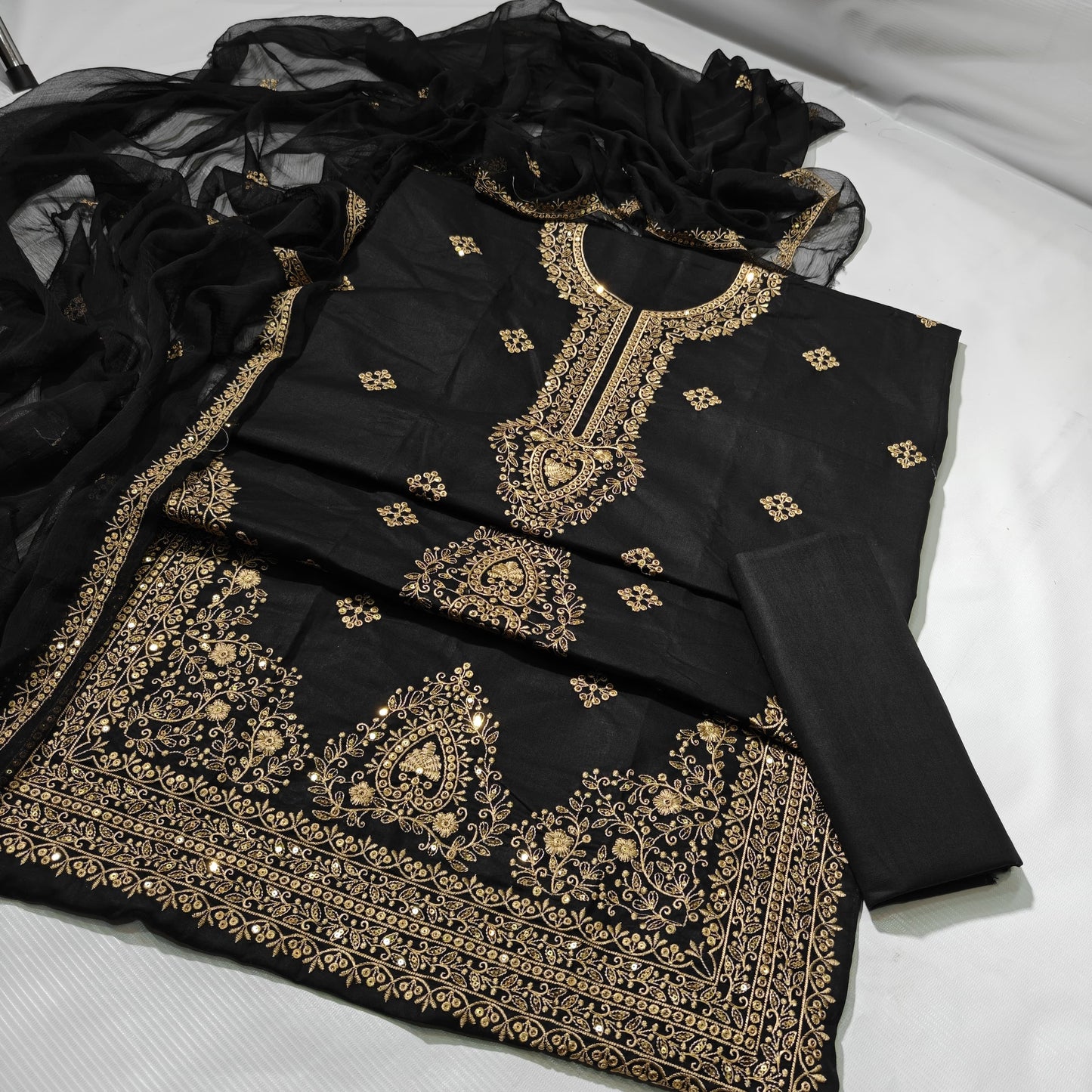 Sequence Embroidery Cotton 3PC Unstitched