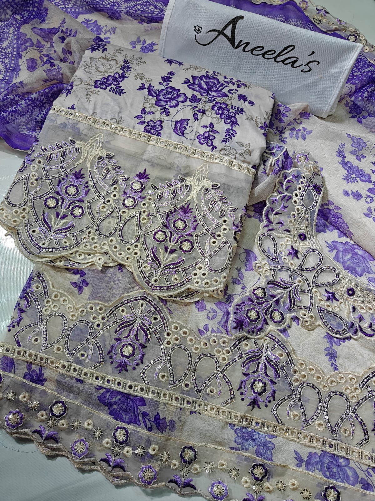 Aneela's Luxury Printed Embroidered 3PC Suit