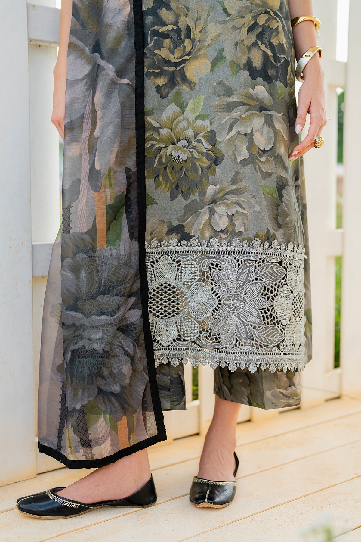 Baroque Printed Embroidered Lawn 3PC Unstitched