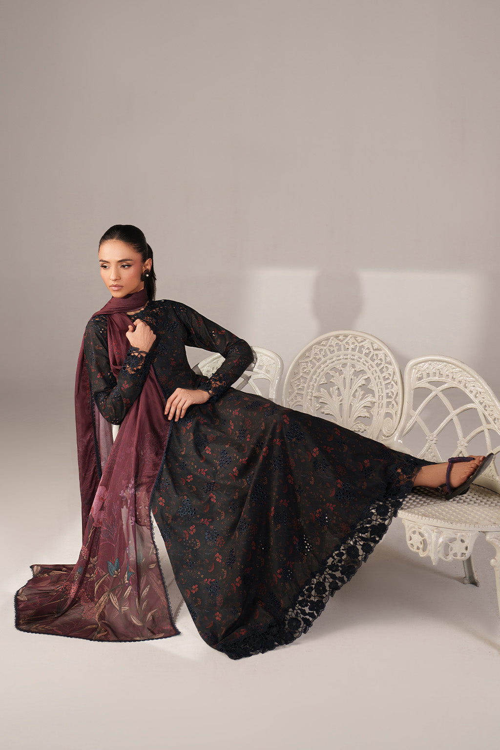 Iznik Printed Embroidered Lawn 3PC Unstitched