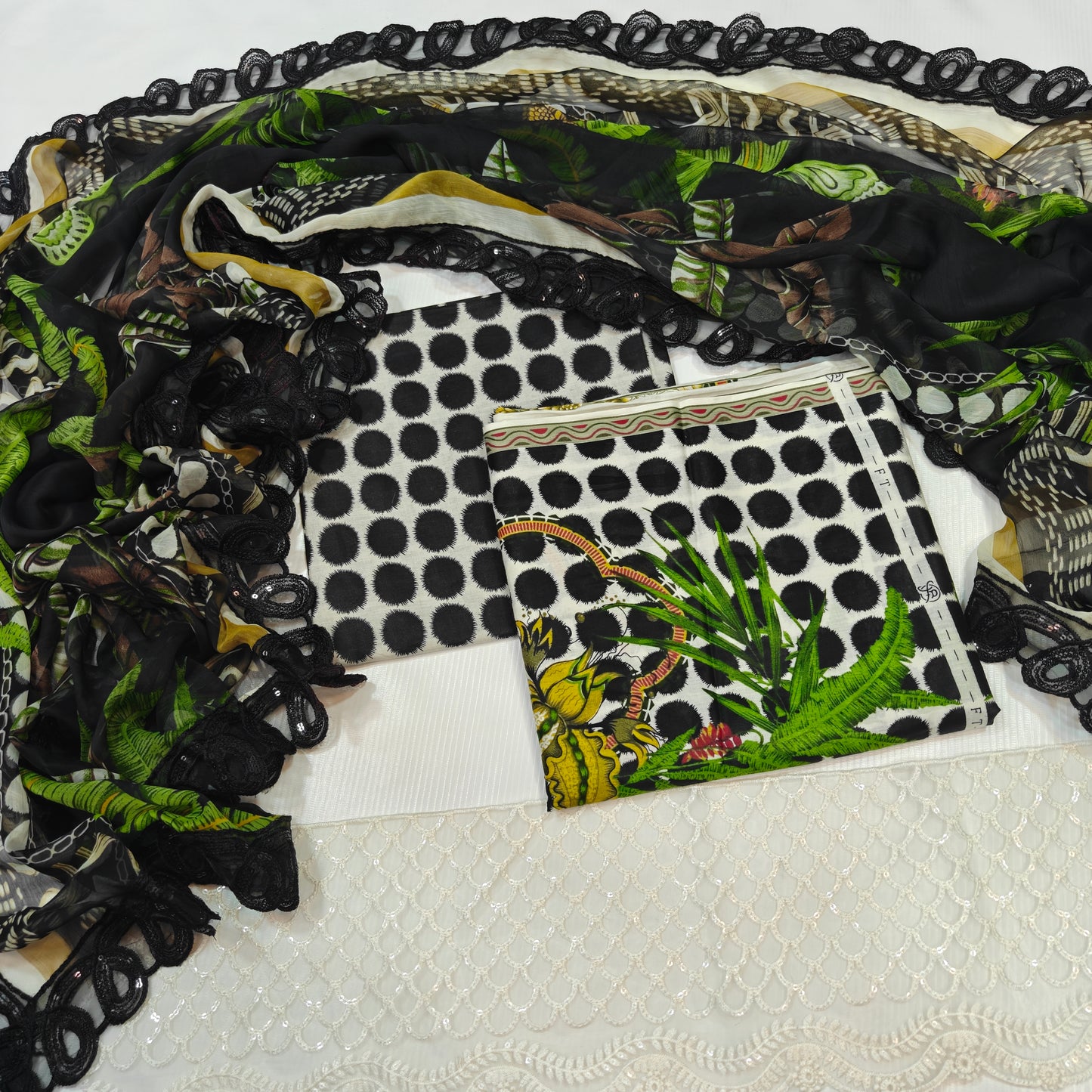Maria B Printed Embroidered Lawn 3PC Unstitched