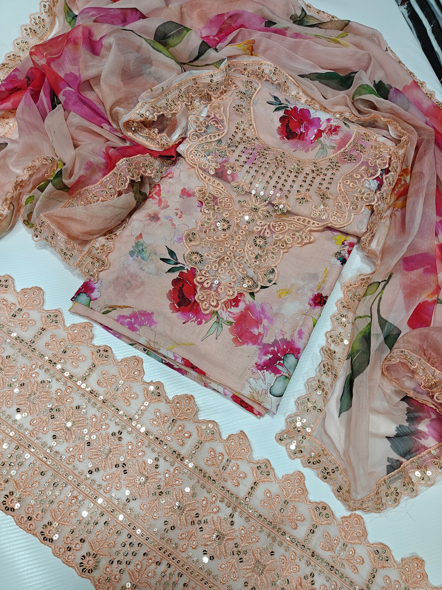 Aneela's Printed Embroidered Lawn 3PC Unstitched