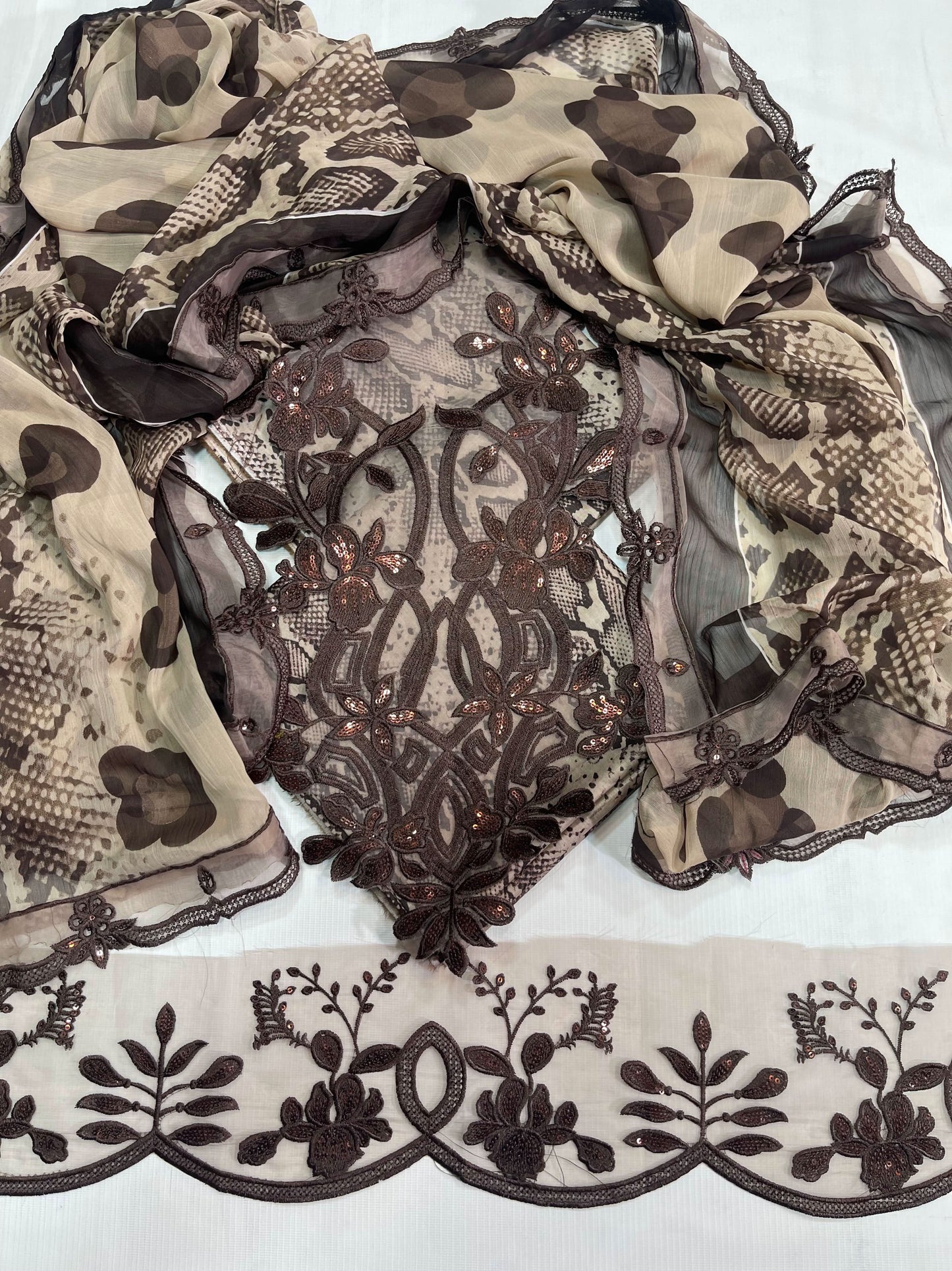 Maria B Printed Embroidered 3PC | Cheeta Print