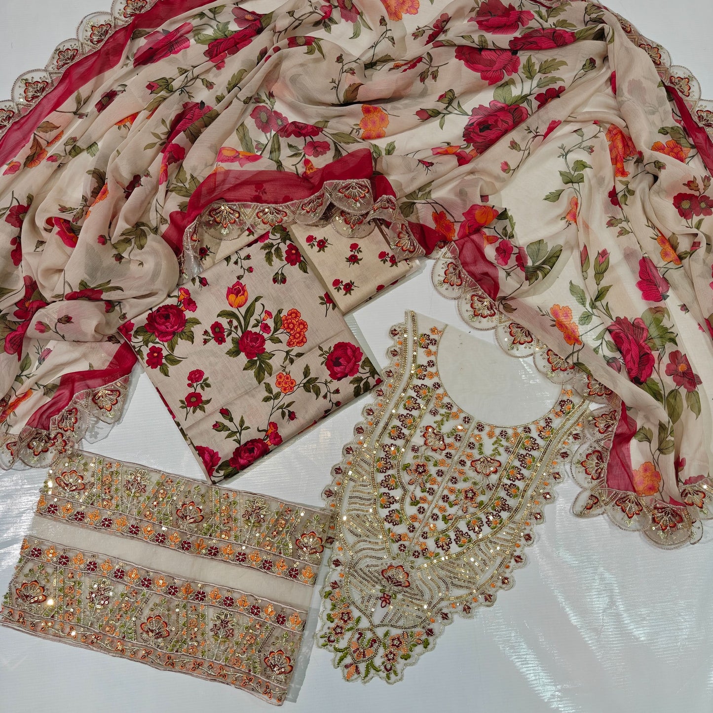 Aneela's Printed Embroidered Lawn 3PC
