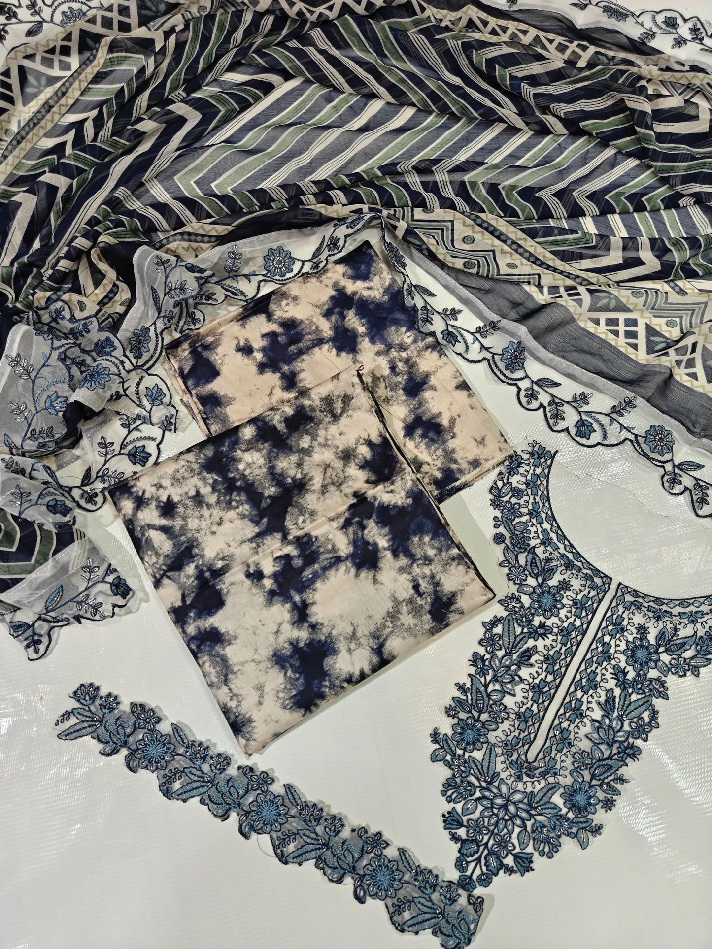 Sapphire Printed Embroidered 3PC